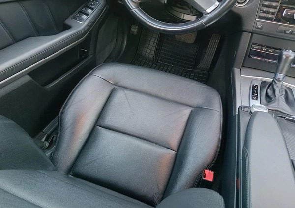 Mercedes-Benz Klasa E cena 40900 przebieg: 242000, rok produkcji 2011 z Nidzica małe 704
